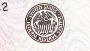 Macro Convergence: Why Bitcoin is Surging as Polymarket Bets Lean Toward a Fed Pause